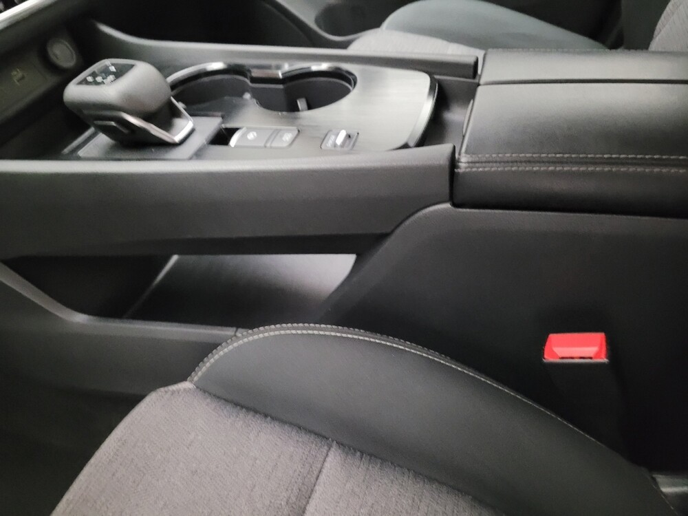 2023 Nissan Rogue in Downey, CA 90241 - 18111139 26