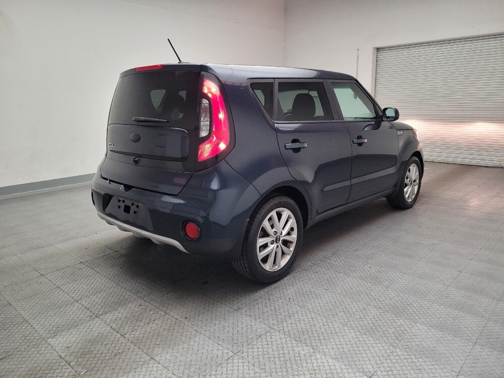 2019 Kia Soul in Riverside, CA 92504 - 18111142 9