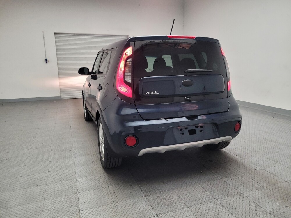 2019 Kia Soul in Riverside, CA 92504 - 18111142 6
