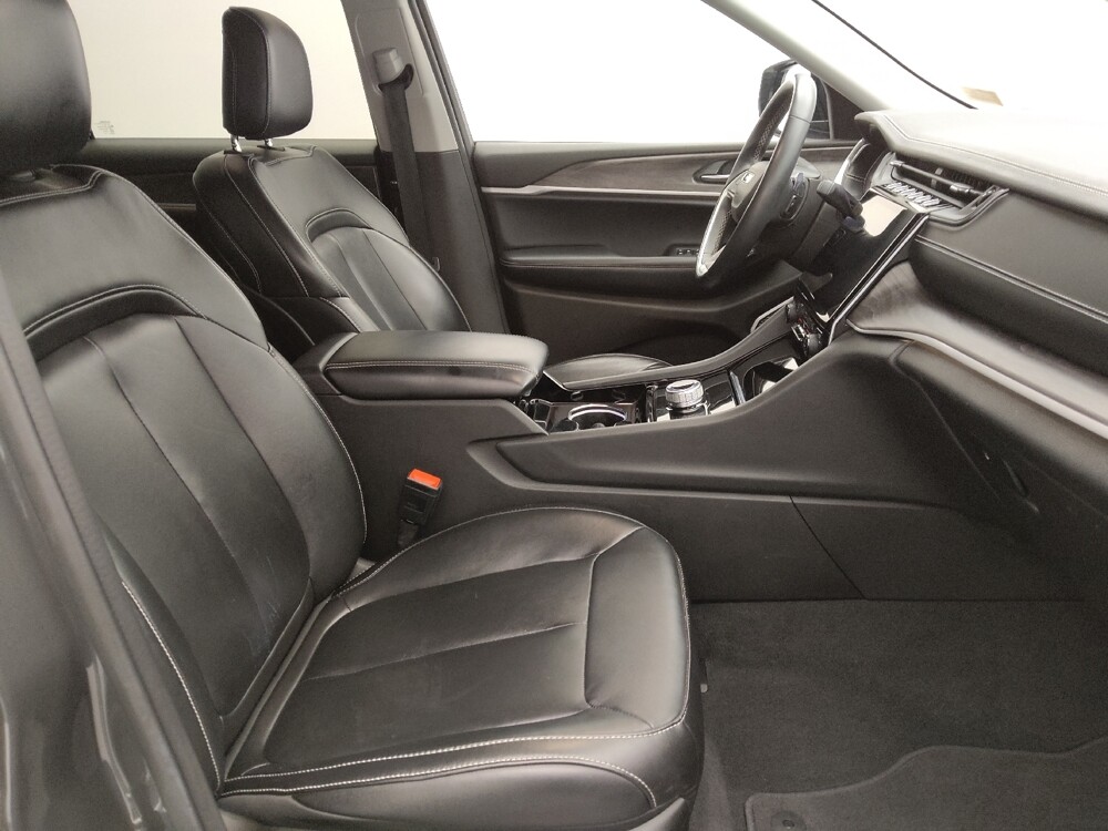 2022 Jeep Grand Cherokee L in St. Louis, MO 63125 - 18111143 21