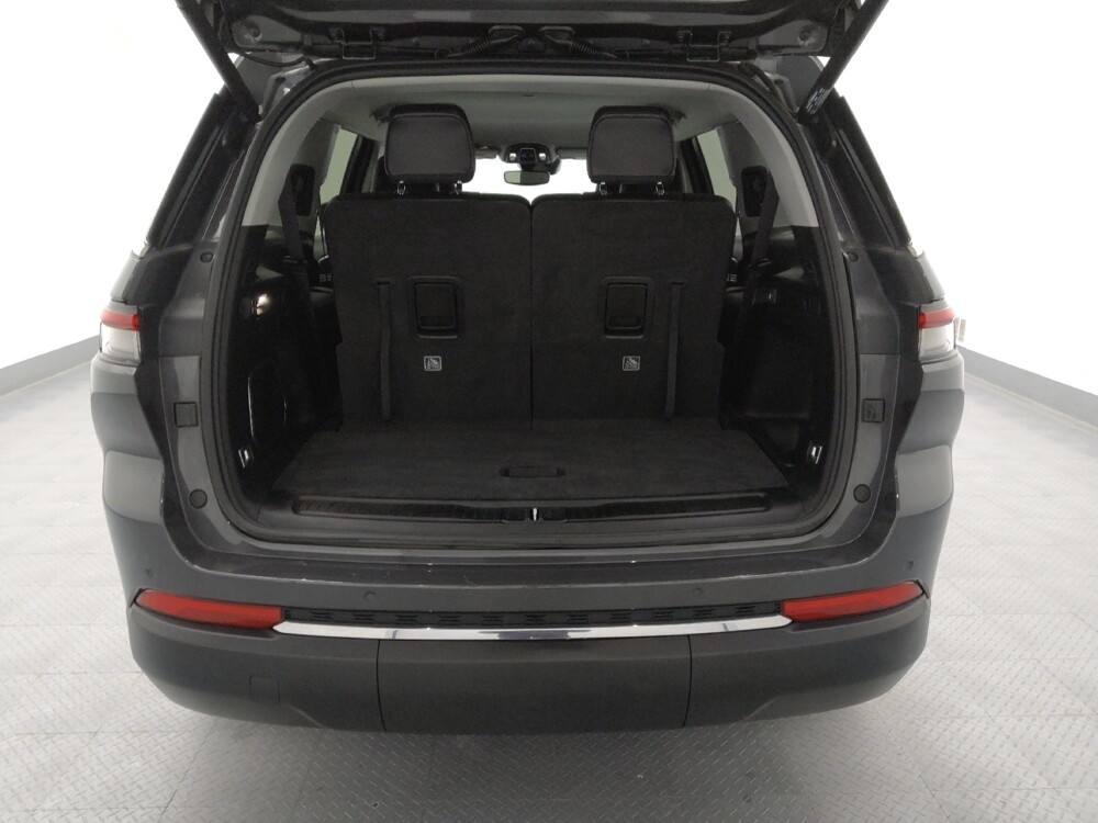 2022 Jeep Grand Cherokee L in St. Louis, MO 63125 - 18111143 29