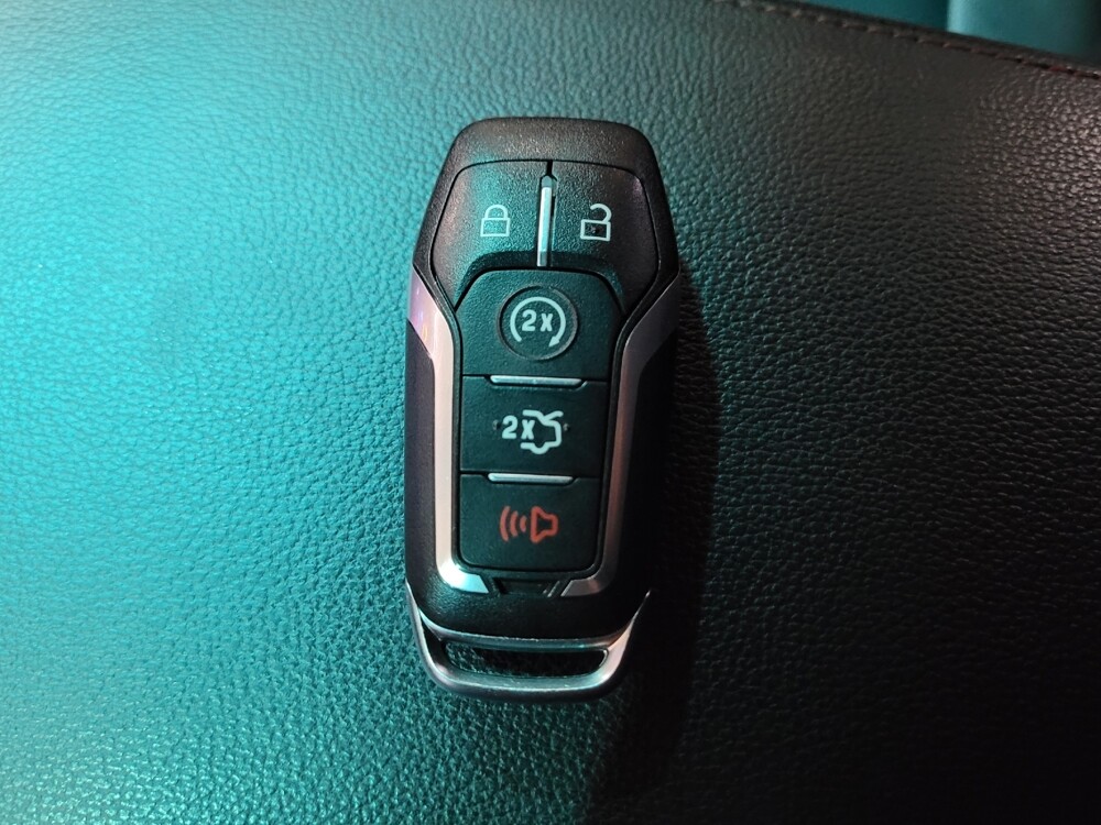 2016 Ford Explorer in Torrance, CA 90504 - 18111145 32