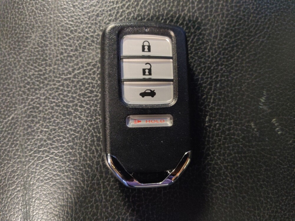 2019 Honda Pilot in Houston, TX 77060 - 18111160 32