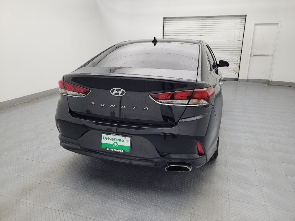 2018 Hyundai Sonata in Raleigh, NC 27604 - 18111161 7