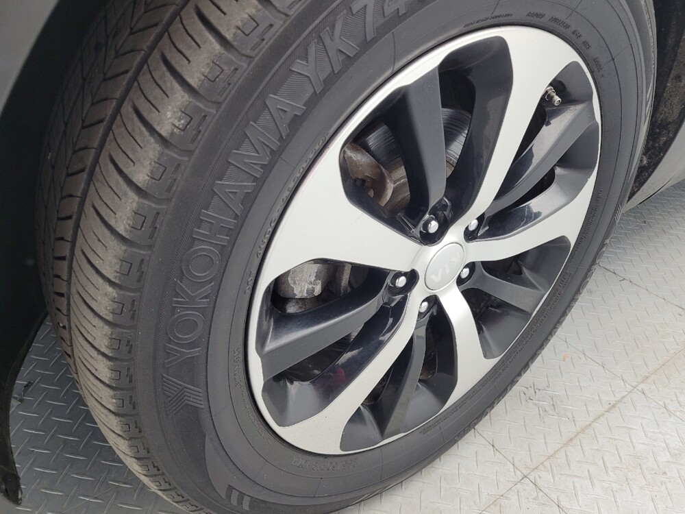 2017 Kia Sorento in Charlotte, NC 28213 - 18111163 31