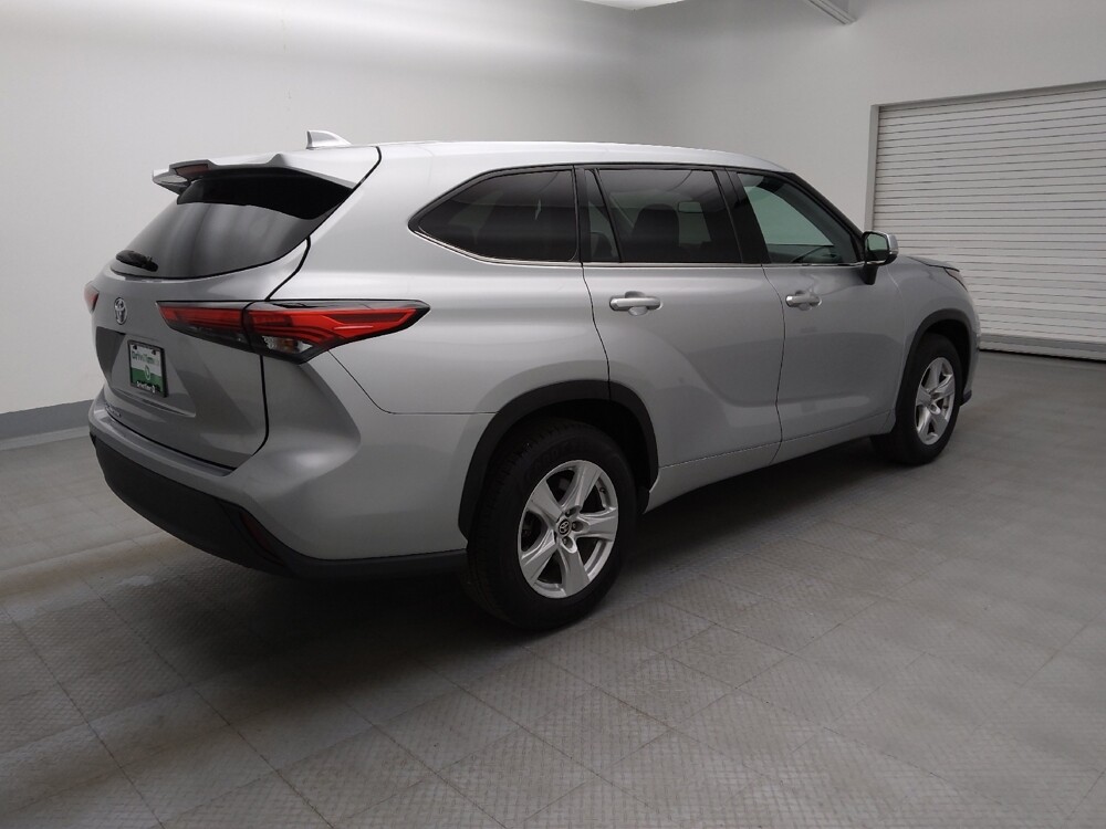 2021 Toyota Highlander in Colorado Springs, CO 80909 - 18111176 10