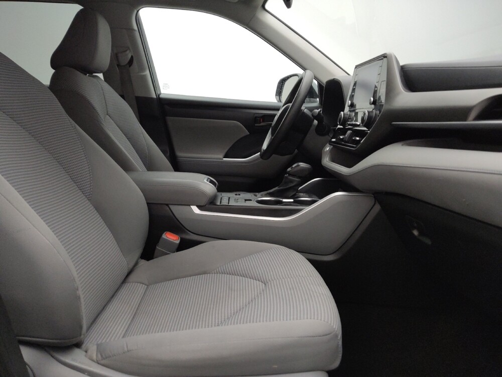 2021 Toyota Highlander in Colorado Springs, CO 80909 - 18111176 21