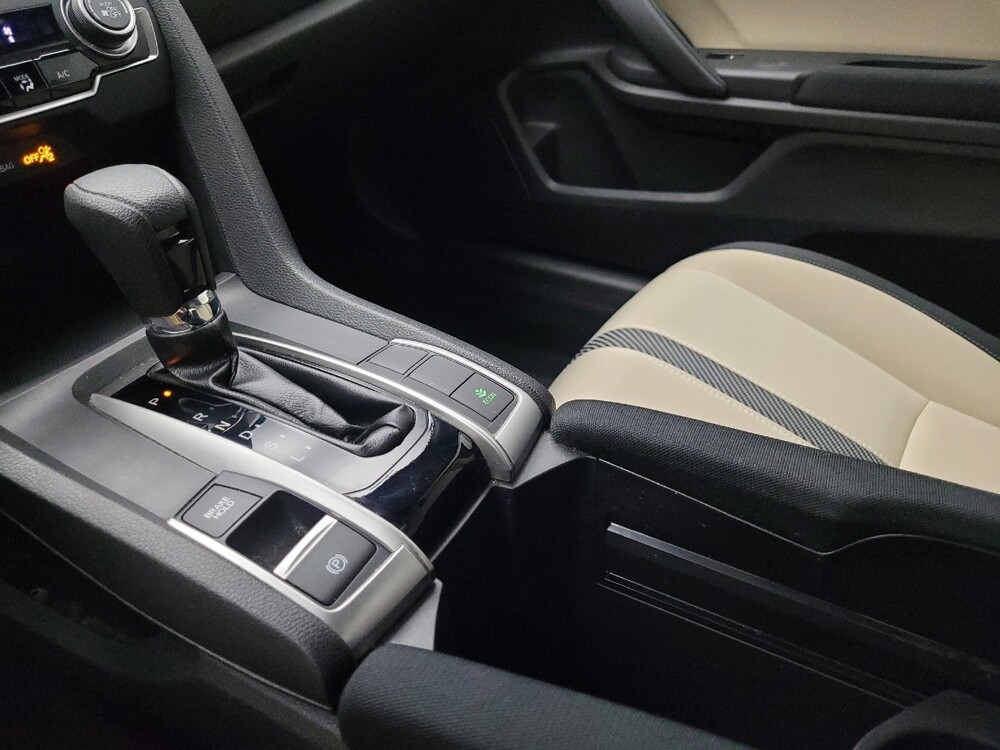 2016 Honda Civic in Midlothian, IL 60445 - 18111179 26