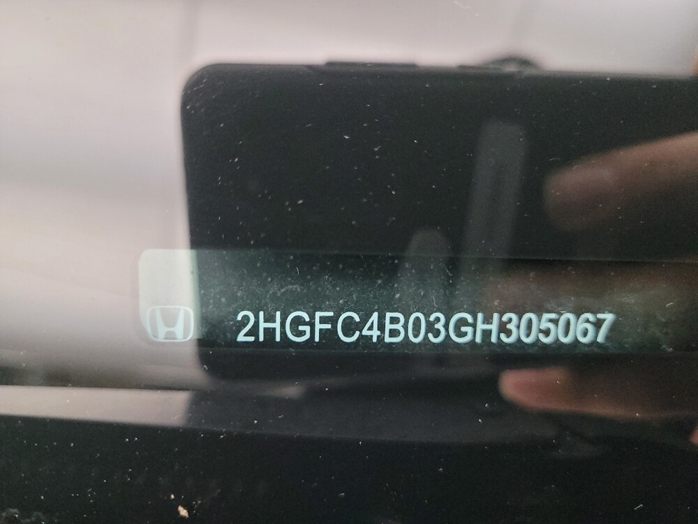 2016 Honda Civic in Midlothian, IL 60445 - 18111179 33