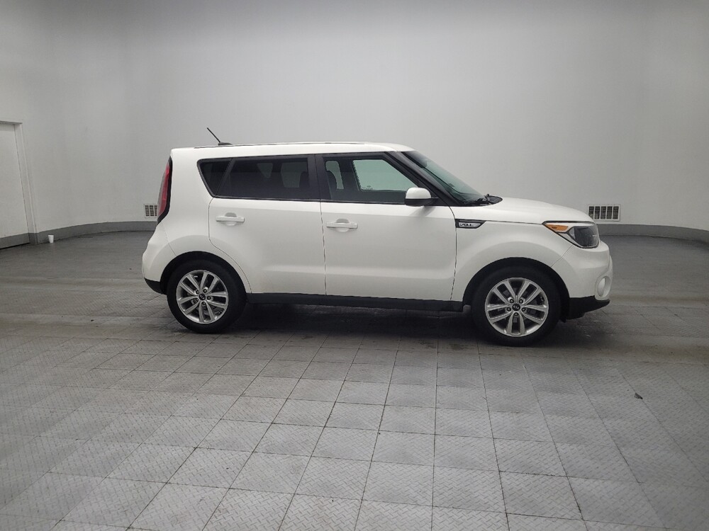 2019 Kia Soul in Conyers, GA 30094 - 18111182 11