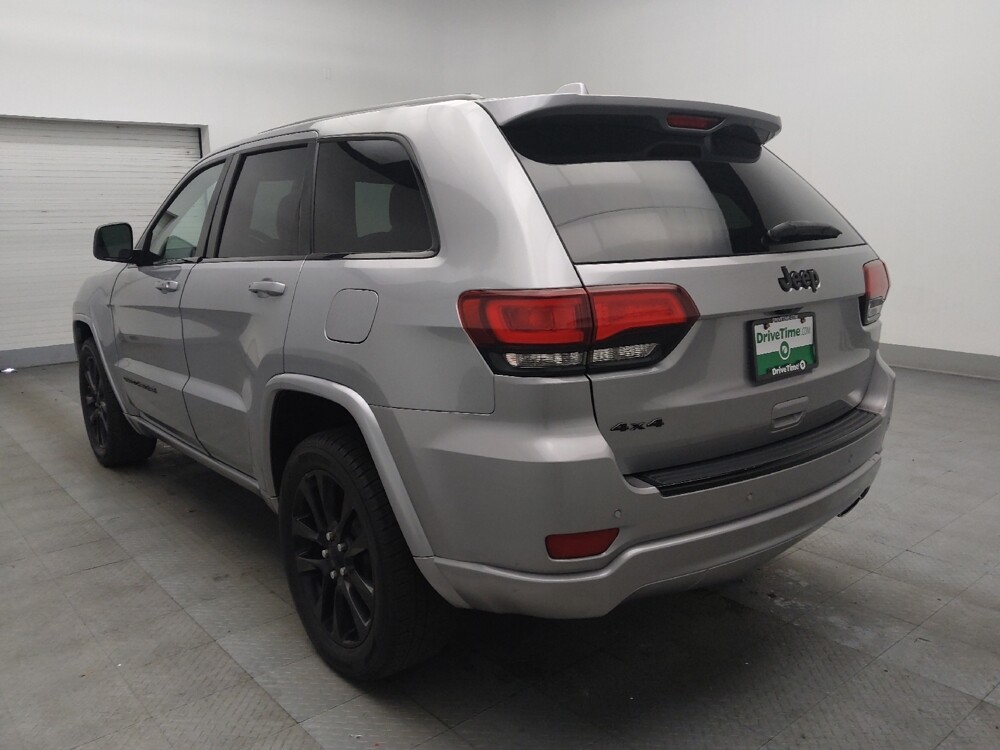 2018 Jeep Grand Cherokee in Union City, GA 30291 - 18111184 5