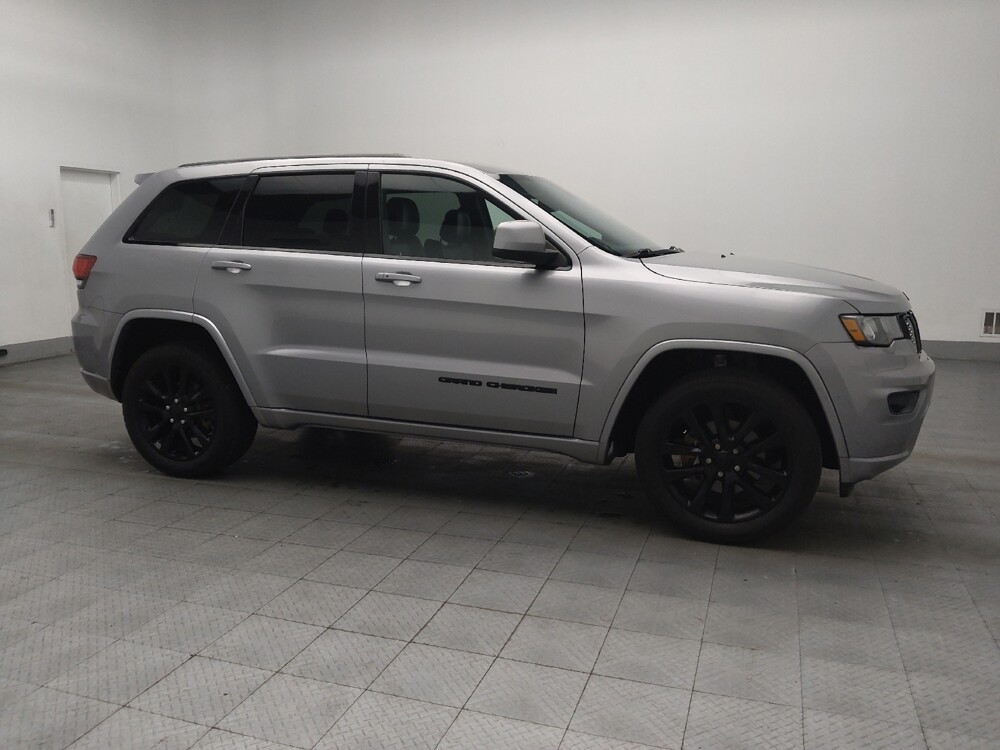 2018 Jeep Grand Cherokee in Union City, GA 30291 - 18111184 11