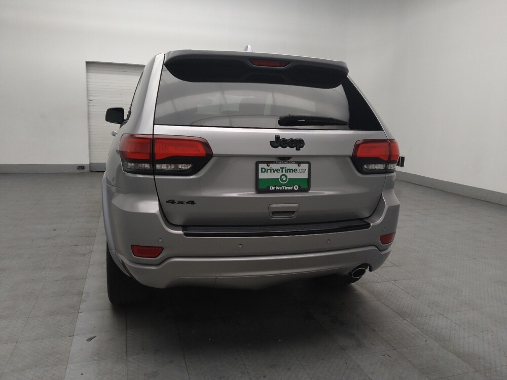 2018 Jeep Grand Cherokee in Union City, GA 30291 - 18111184 6