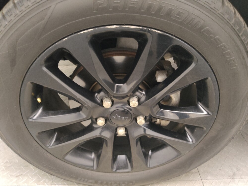 2018 Jeep Grand Cherokee in Union City, GA 30291 - 18111184 31