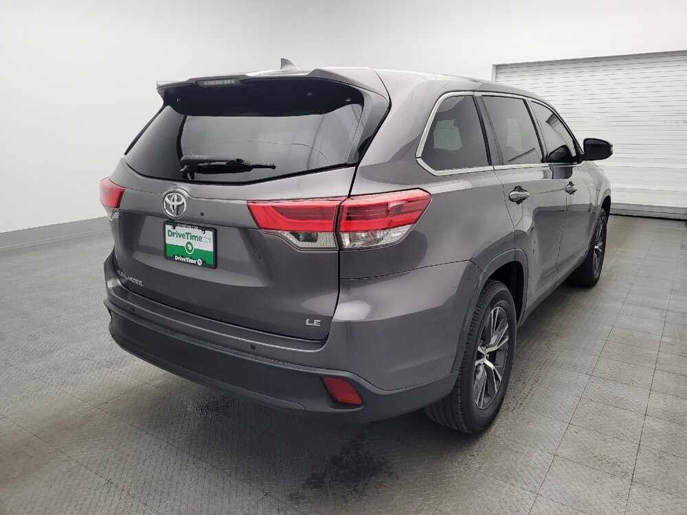 2019 Toyota Highlander in Pensacola, FL 32505 - 18111187 9