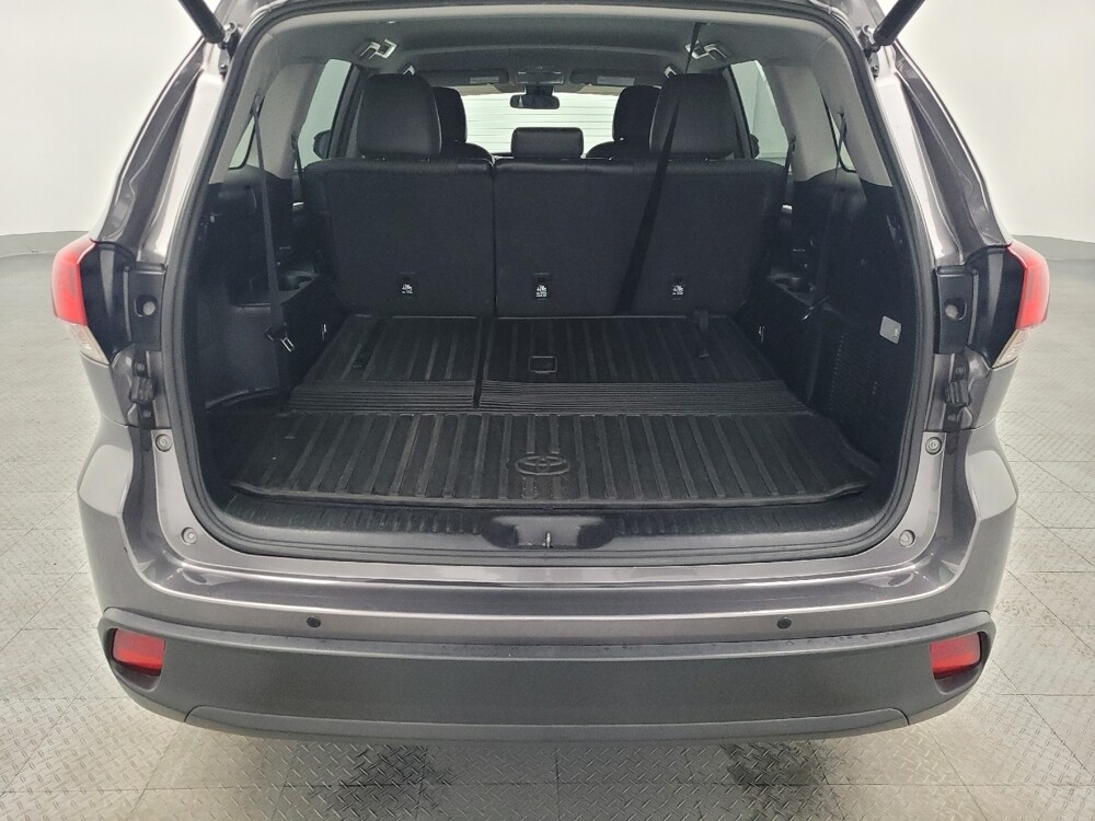 2019 Toyota Highlander in Pensacola, FL 32505 - 18111187 29