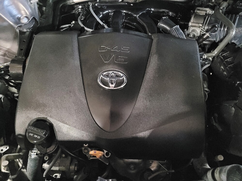 2019 Toyota Highlander in Pensacola, FL 32505 - 18111187 30