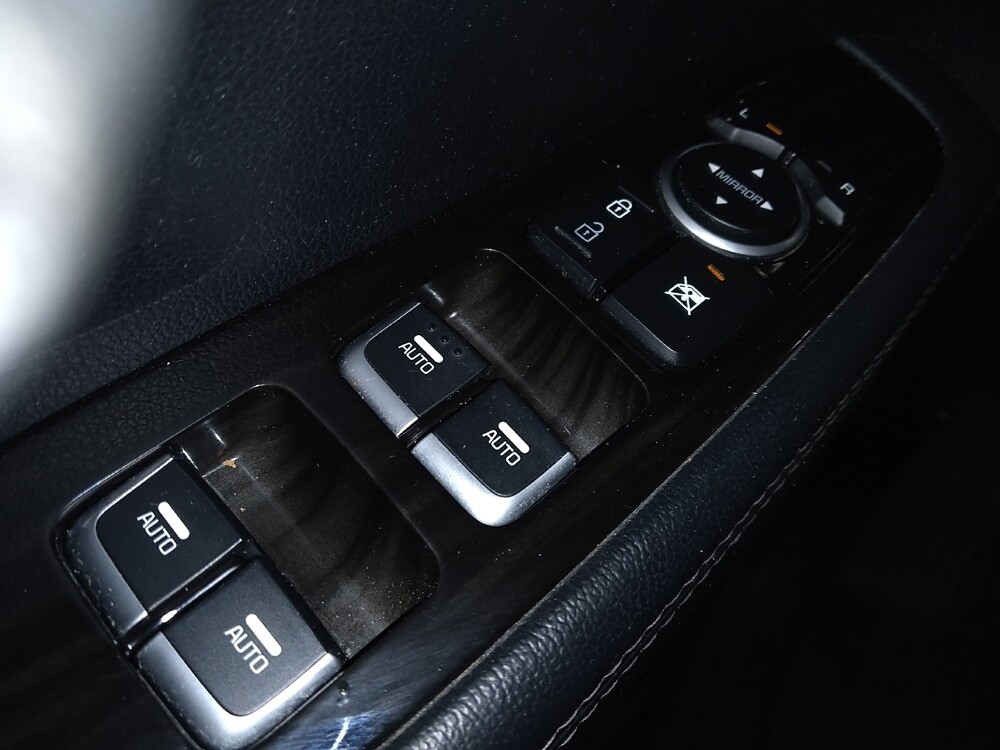 2020 Kia Sorento in Raleigh, NC 27604 - 18111190 27