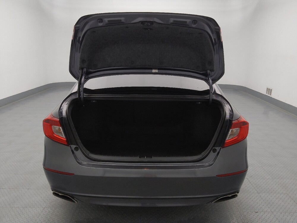 2020 Honda Accord in Gladstone, MO 64118 - 18111192 29