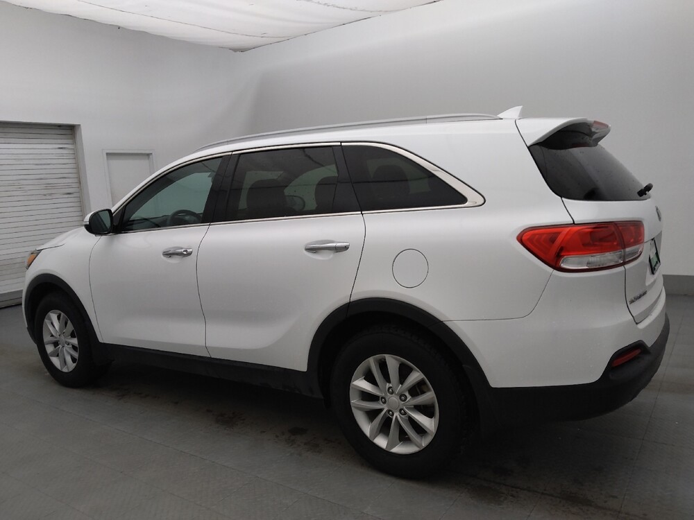 2017 Kia Sorento in Tampa, FL 33612 - 18111195 3