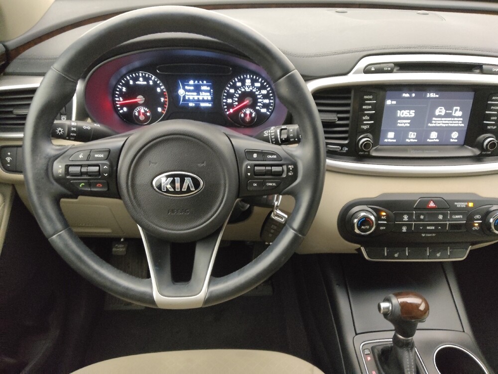 2017 Kia Sorento in Tampa, FL 33612 - 18111195 22