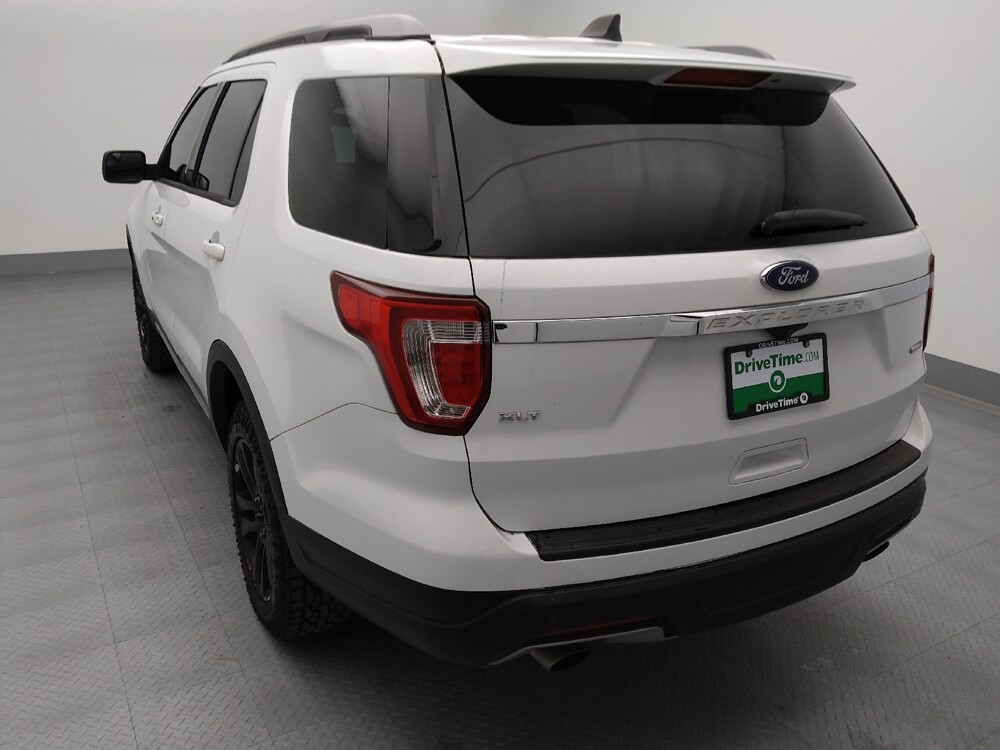 2018 Ford Explorer in Gladstone, MO 64118 - 18111200 6