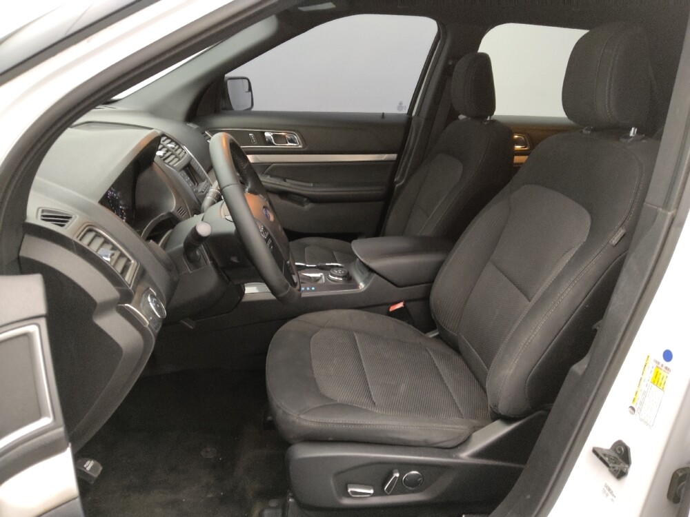 2018 Ford Explorer in Gladstone, MO 64118 - 18111200 17