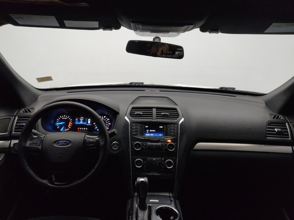 2018 Ford Explorer in Gladstone, MO 64118 - 18111200 22