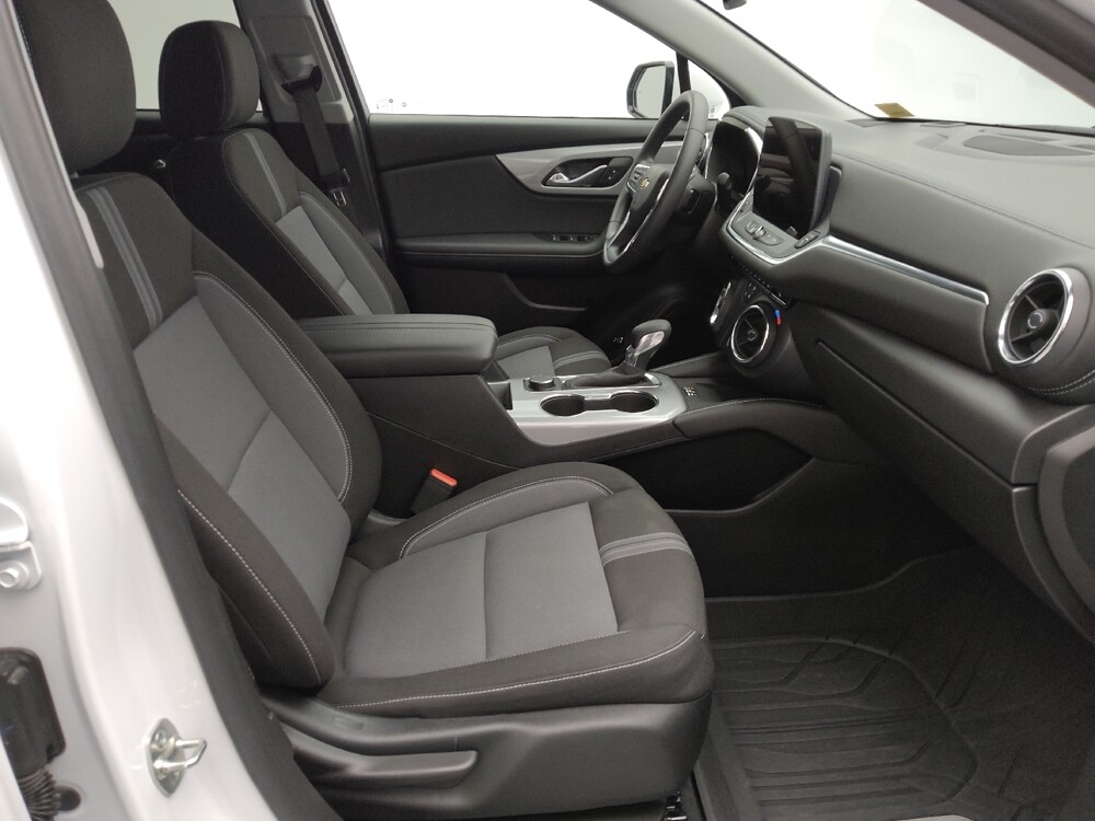 2024 Chevrolet Blazer in Wichita, KS 67207 - 18111202 21