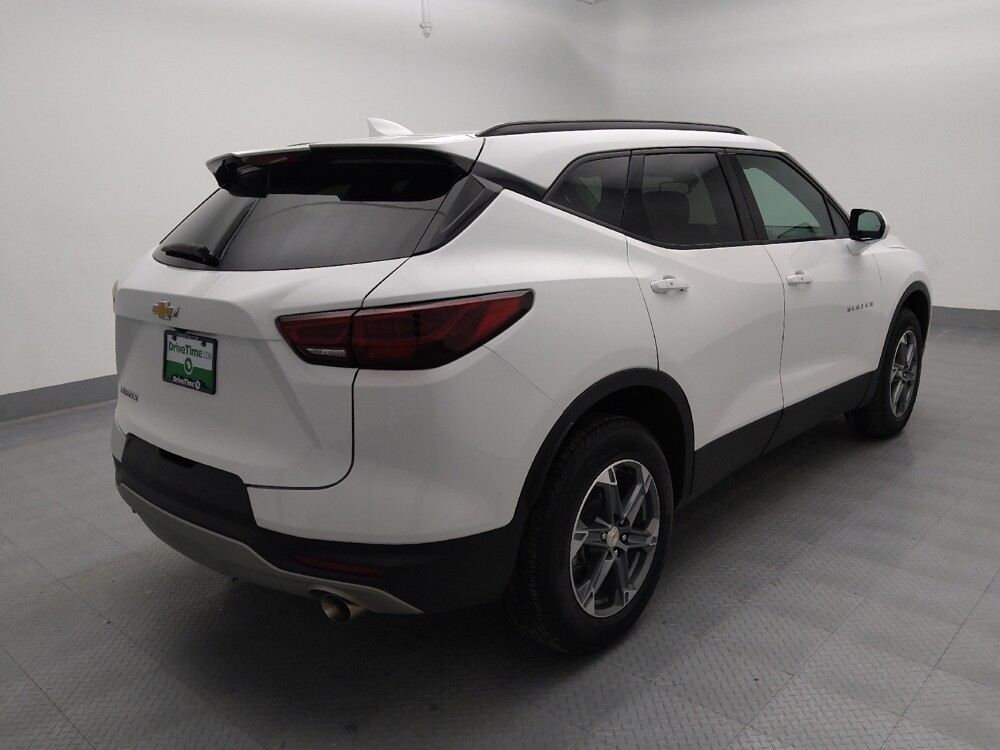2024 Chevrolet Blazer in Wichita, KS 67207 - 18111202 9