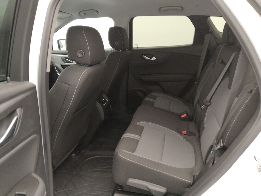 2024 Chevrolet Blazer in Wichita, KS 67207 - 18111202 18
