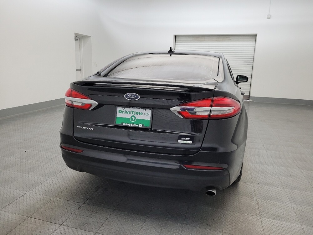 2020 Ford Fusion in Glendale, AZ 85301 - 18111203 7