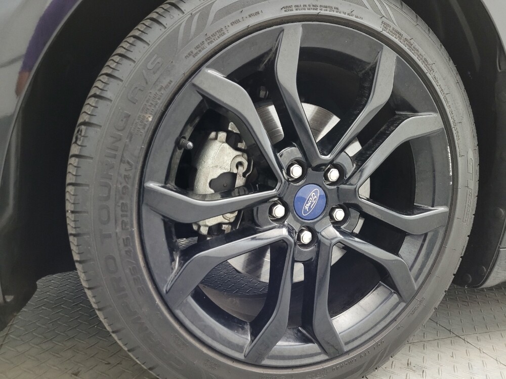 2020 Ford Fusion in Glendale, AZ 85301 - 18111203 31