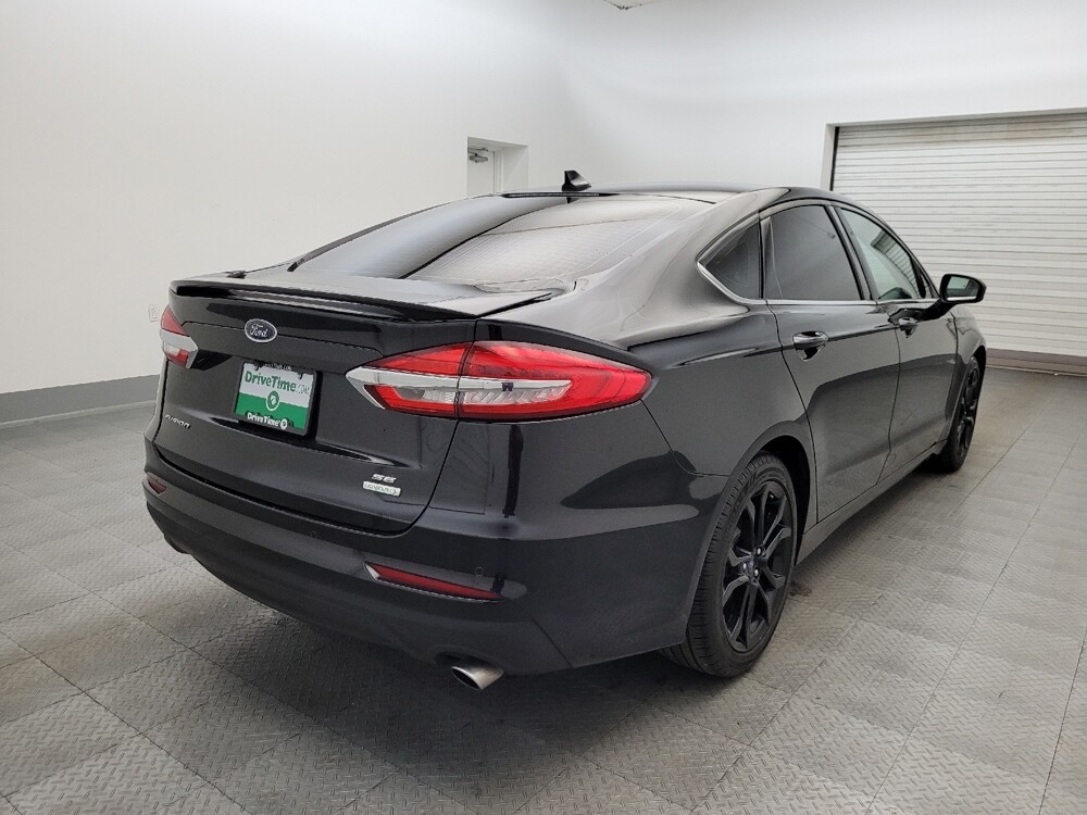 2020 Ford Fusion in Glendale, AZ 85301 - 18111203 9