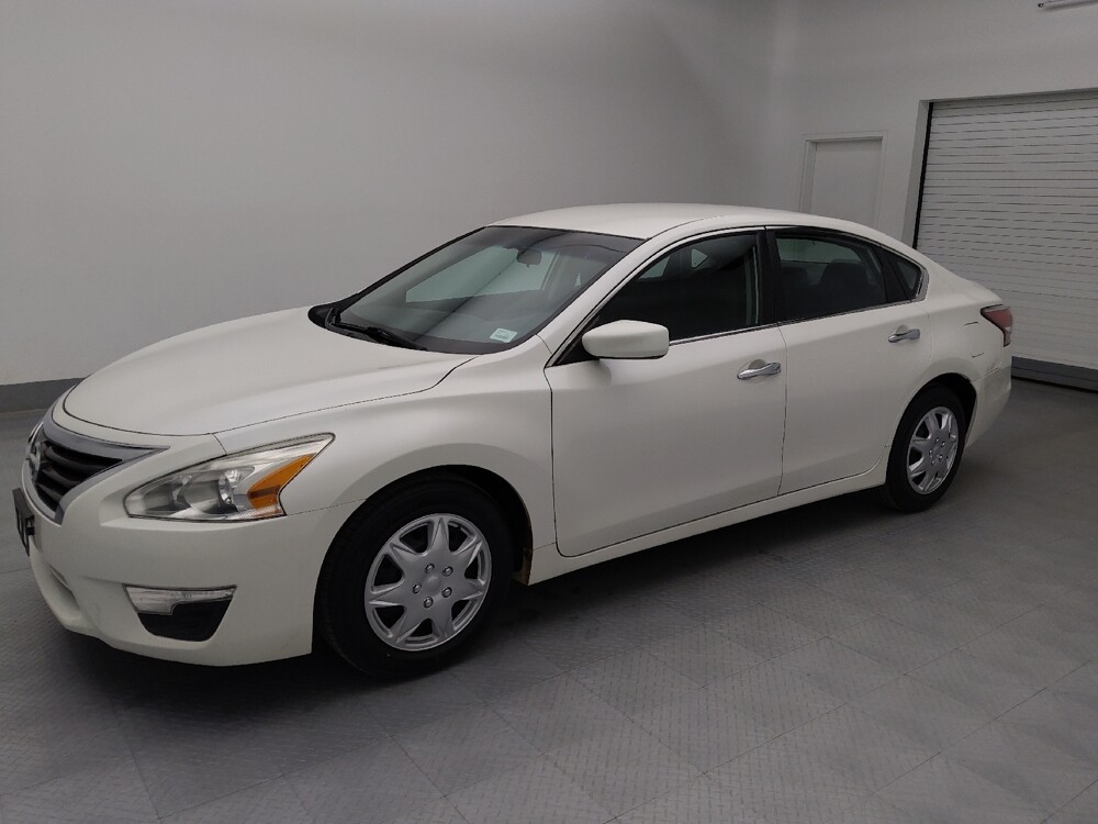 2015 Nissan Altima in Independence, MO 64055 - 18111204 2
