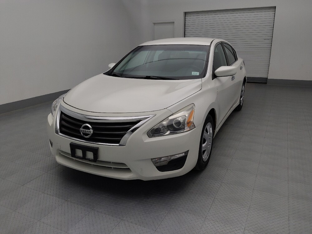 2015 Nissan Altima in Independence, MO 64055 - 18111204 15