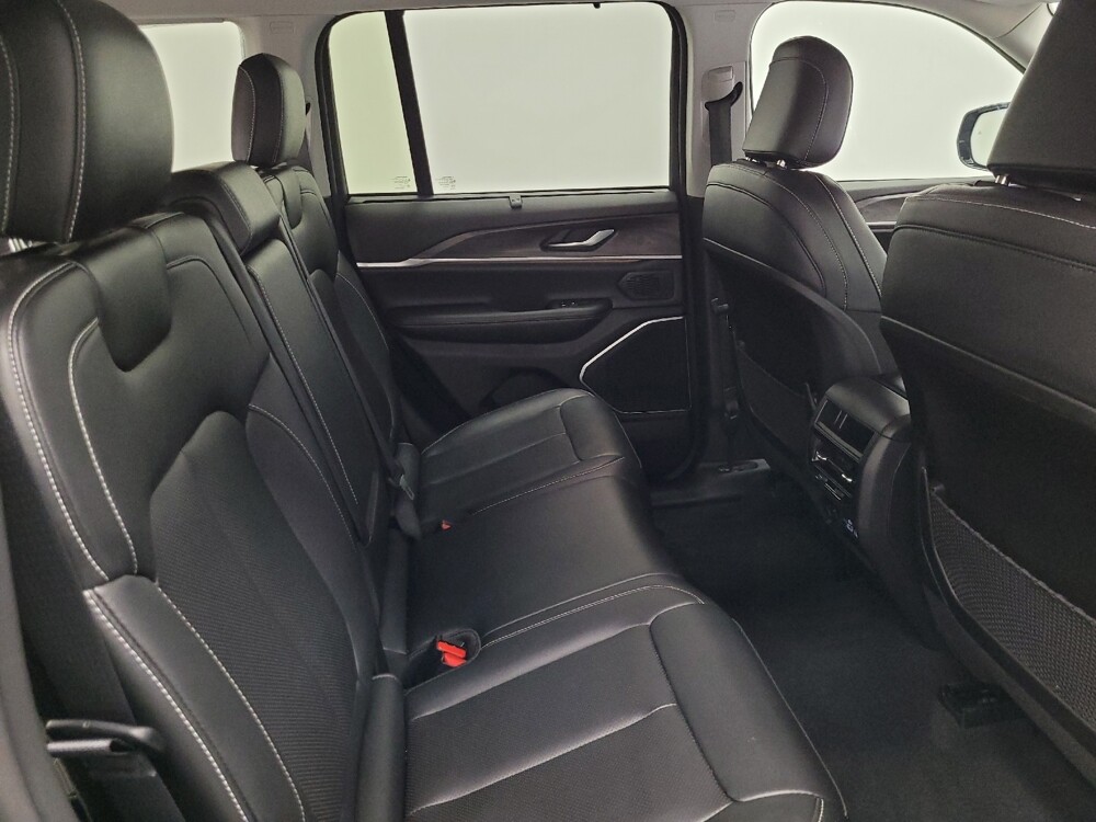 2024 Jeep Grand Cherokee in Las Vegas, NV 89104 - 18111205 19