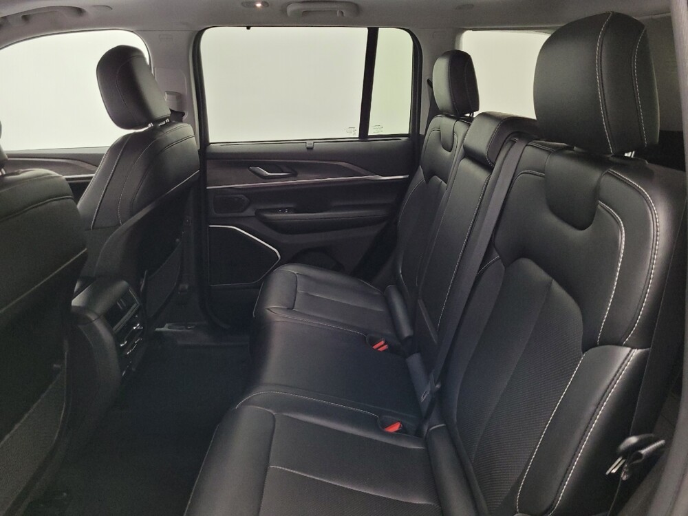 2024 Jeep Grand Cherokee in Las Vegas, NV 89104 - 18111205 18