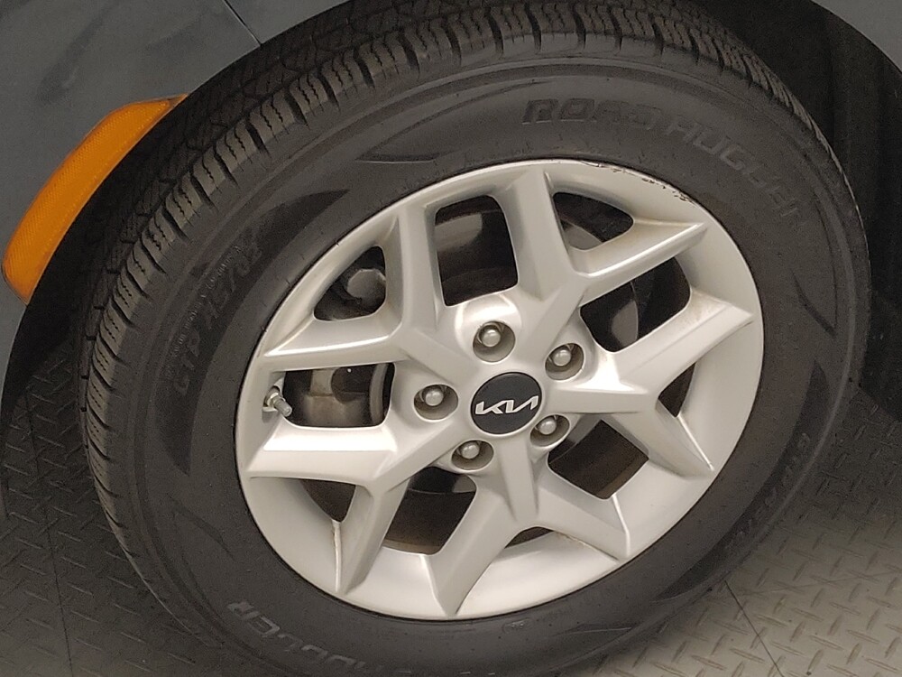 2023 Kia Soul in Fort Worth, TX 76116 - 18111207 31