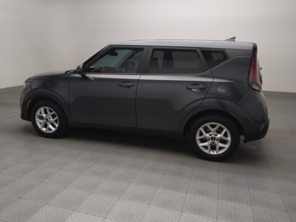 2023 Kia Soul in Fort Worth, TX 76116 - 18111207 3