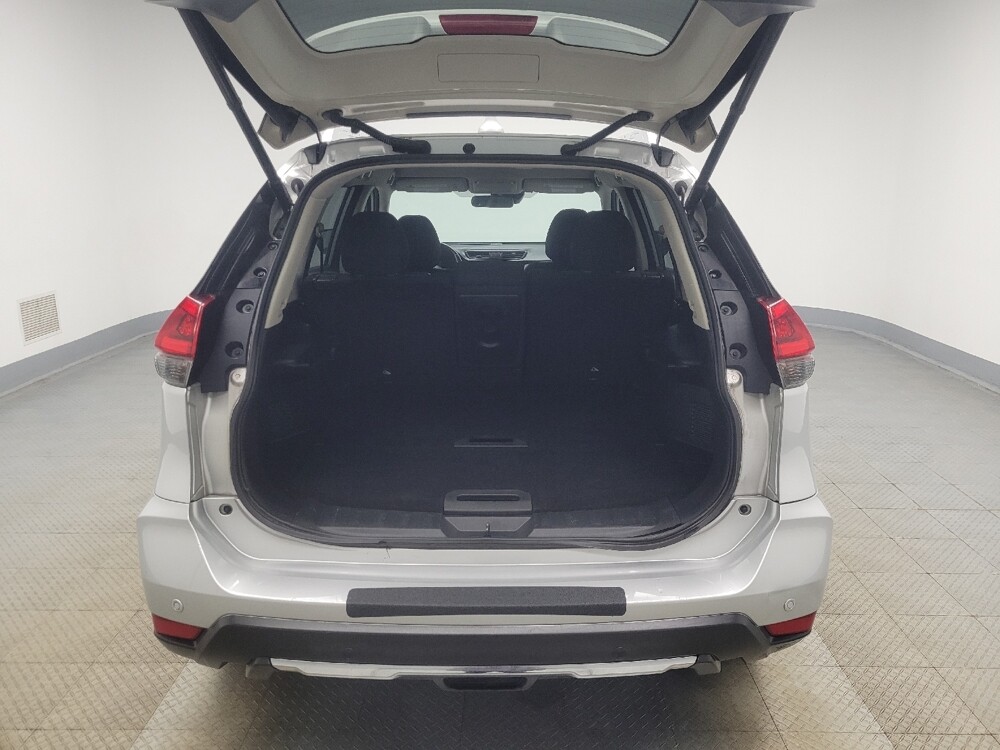 2020 Nissan Rogue in Ft Wayne, IN 46805 - 18111210 29