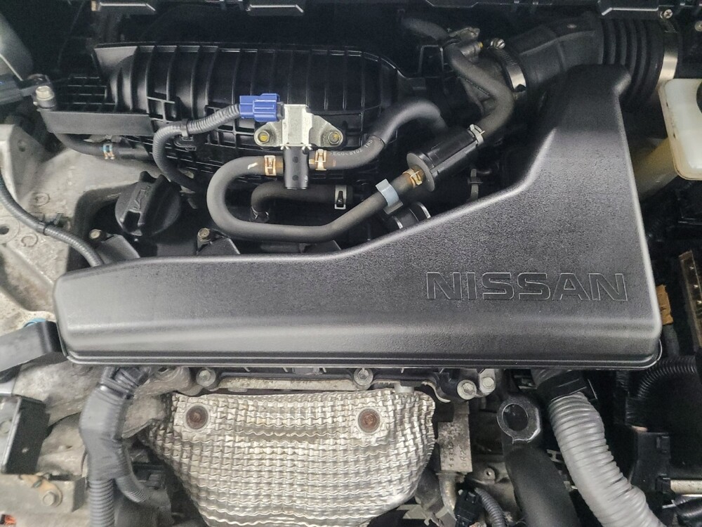 2020 Nissan Rogue in Ft Wayne, IN 46805 - 18111210 30