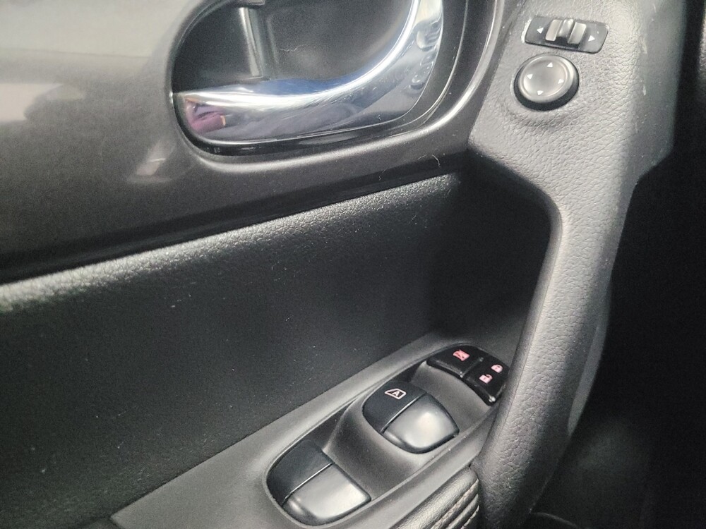 2020 Nissan Rogue in Ft Wayne, IN 46805 - 18111210 27