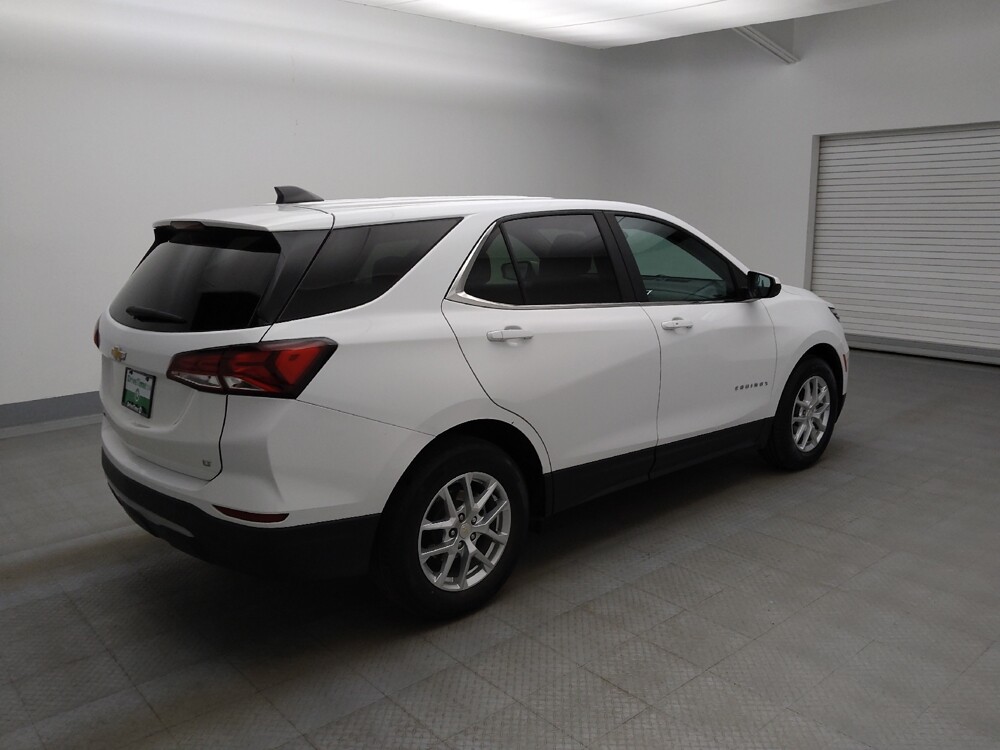 2023 Chevrolet Equinox in Denver, CO 80012 - 18111211 10