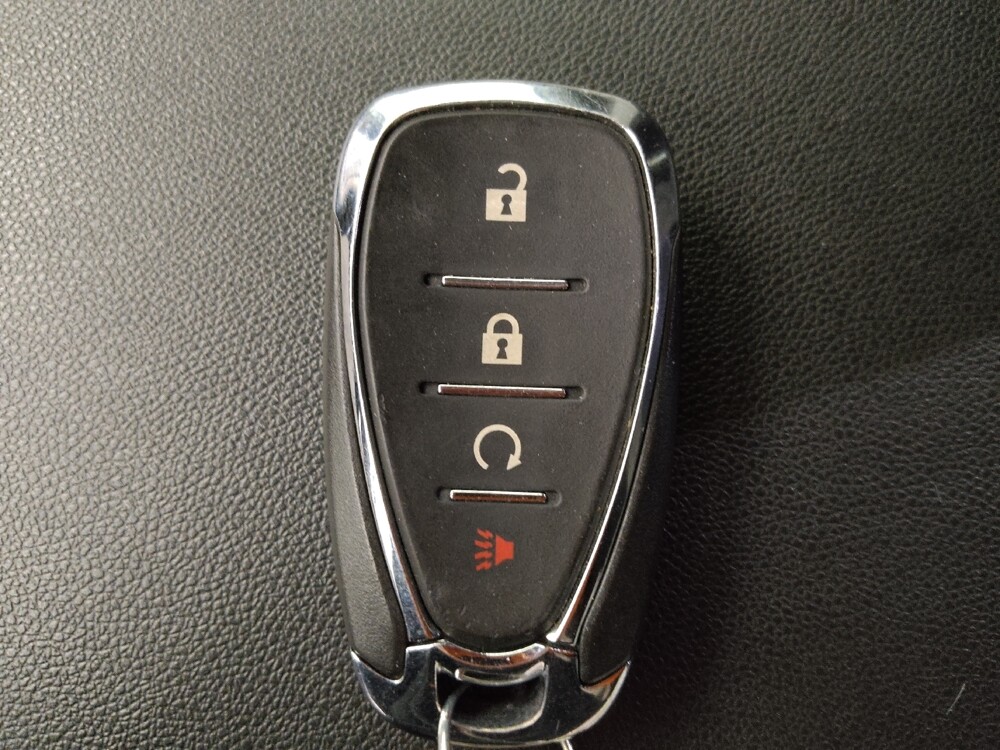 2021 Chevrolet Equinox in Denver, CO 80012 - 18111212 32