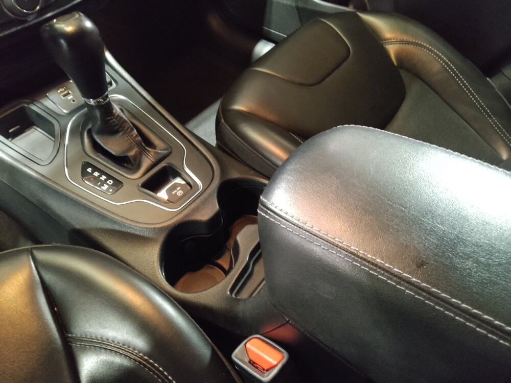 2019 Jeep Cherokee in Pensacola, FL 32505 - 18111213 26