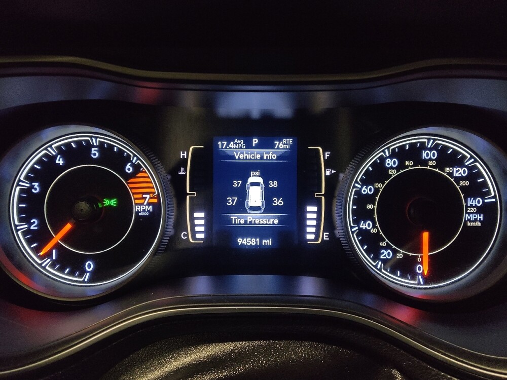 2020 Jeep Cherokee in Pensacola, FL 32505 - 18111215 23