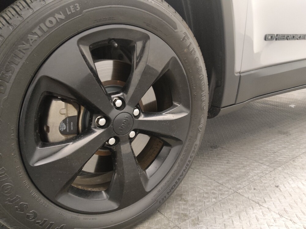 2020 Jeep Cherokee in Pensacola, FL 32505 - 18111215 31