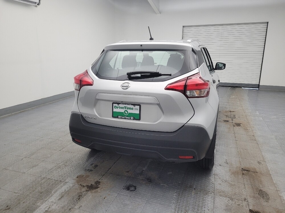 2018 Nissan Kicks in Miamisburg, OH 45342 - 18111219 7