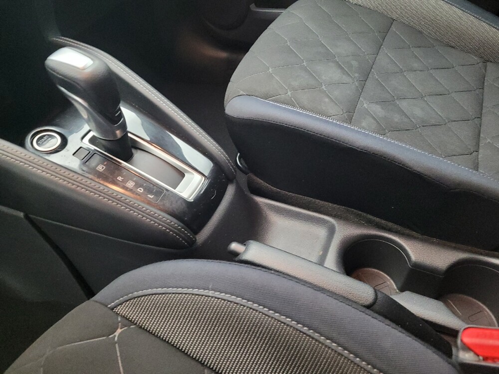 2018 Nissan Kicks in Miamisburg, OH 45342 - 18111219 26